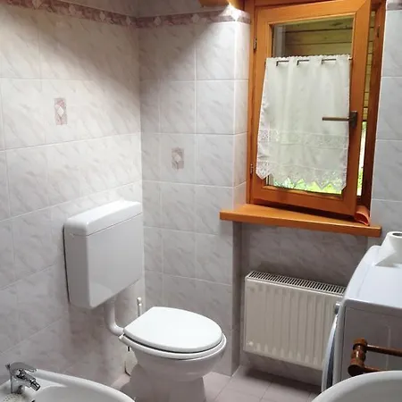 Via Padova 아파트 *